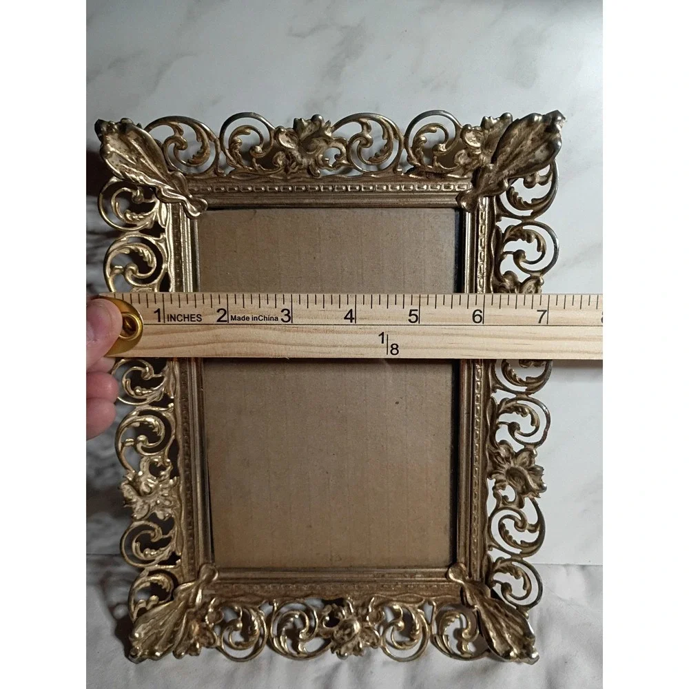 Vintage Ornate Gold toned Metal Picture Frame 5x7 Hollywood Regency Floral